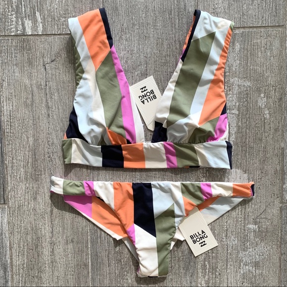 π₯π₯BILLABONG - SLOW ROLLER PLUNGE TANGA SETπ₯π₯ - Picture 4 of 10